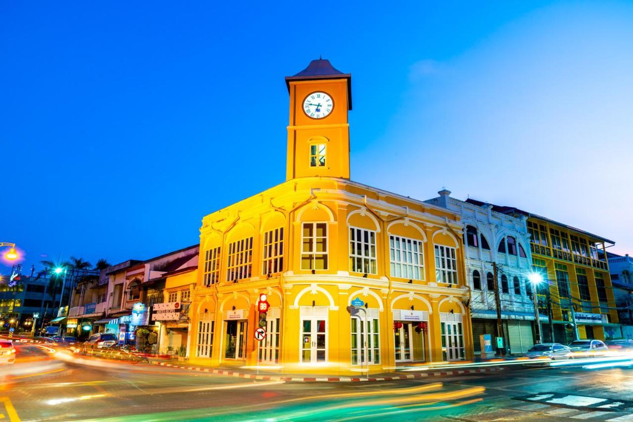 فندق رمادا بلازا باي ويندهام تشاو فاه فوكيت Phuket المظهر الخارجي الصورة The Clock Tower at Patong